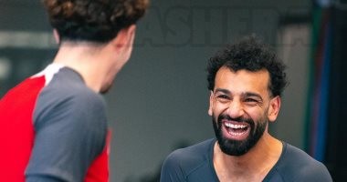 فيديو.. محمد صلاح يتناسى أزمة منتخب مصر.. نادي ليفربول: مو لا يكف عن المناكفة