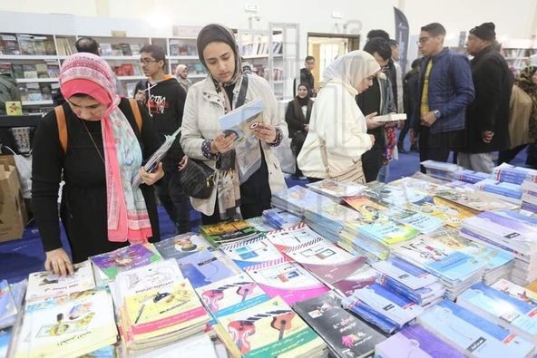 مبيعات إصدارات قطاعات وزارة الثقافة تتجاوز 650 ألف نُسخة في معرِض القاهرة الدولي للكتاب