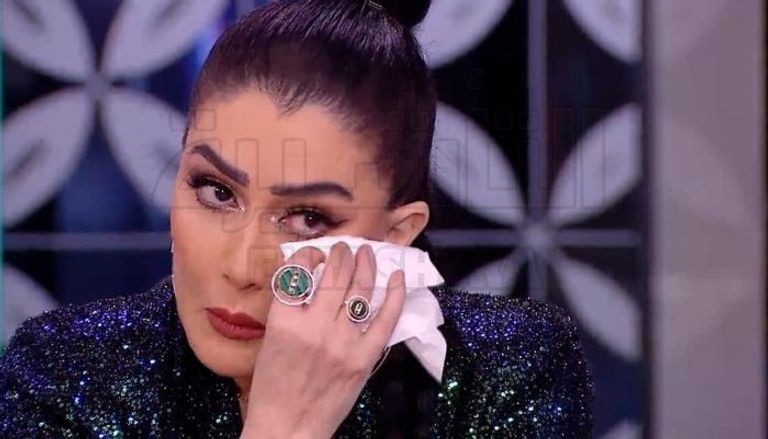 ما سر وجود مصحف في حقيبة غادة عبدالرازق ؟ فيديو التأشيرة 3201